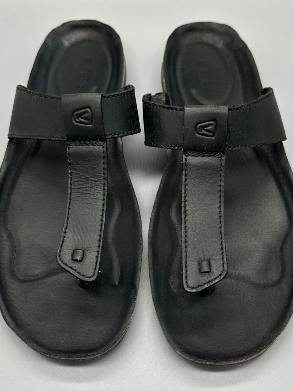 Keen Black Leather Thong Sandals Sz 9 Beach Hiking Camping Outdoor